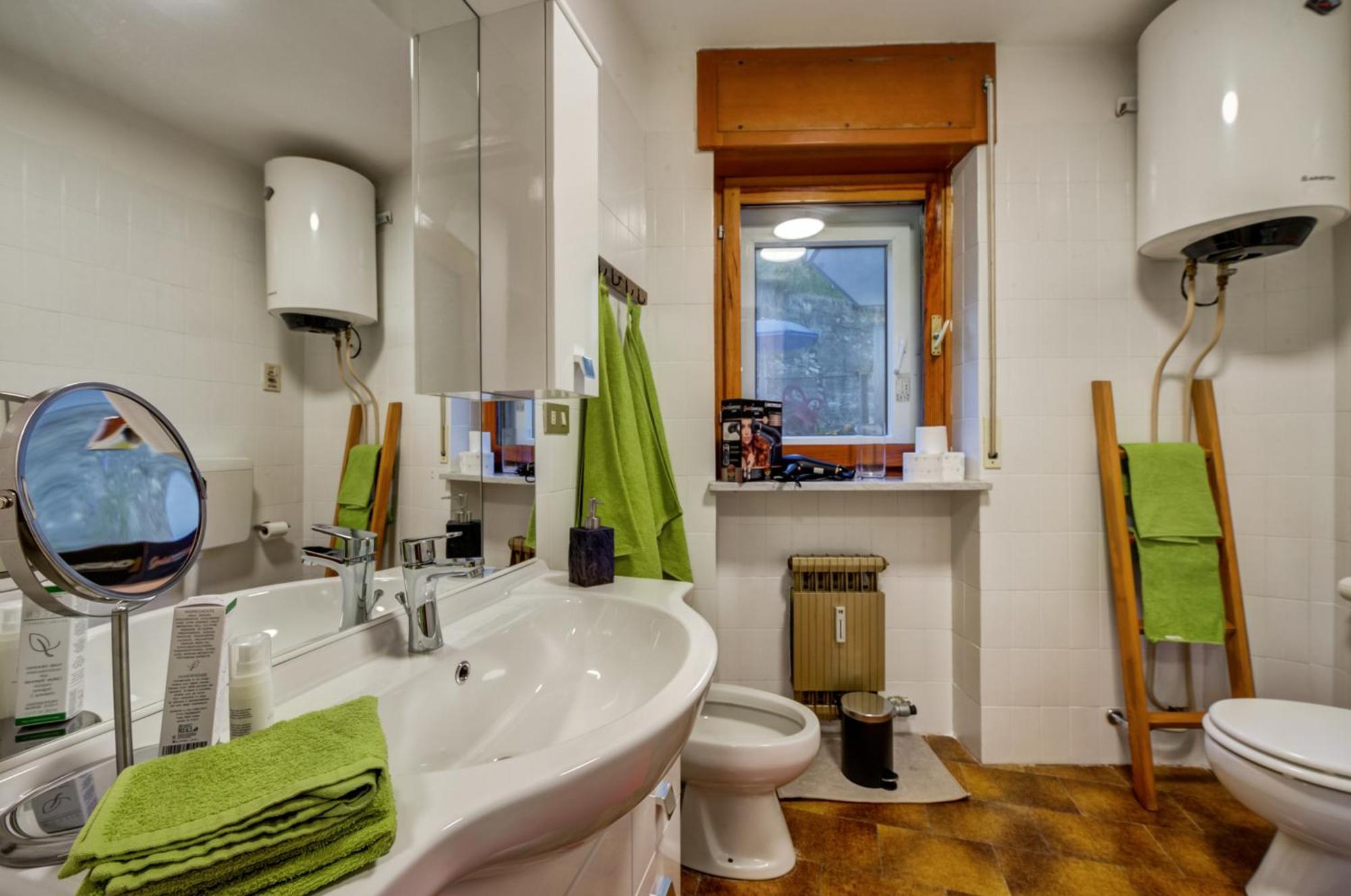 Snowflakes Retreat - Roomy Apartment With A View & Relax Solarium Cir 0133 Champoluc Dış mekan fotoğraf